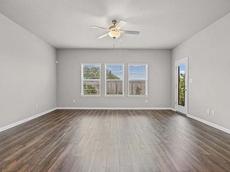 1649 Settlers Glen Dr — Photo 12