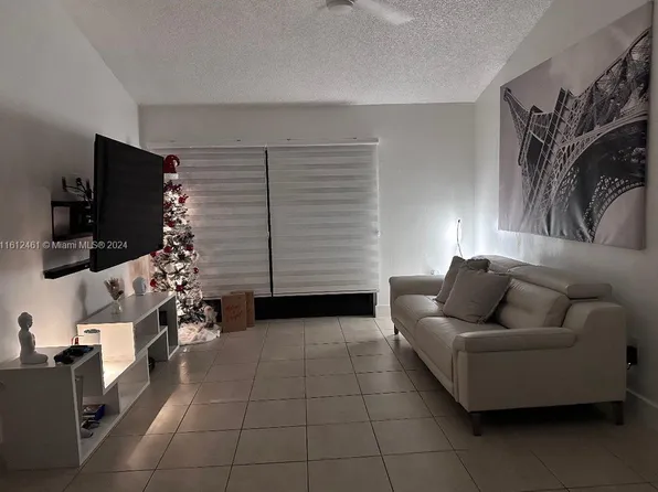 15500 SW 80th St #A-204, Miami, FL 33193