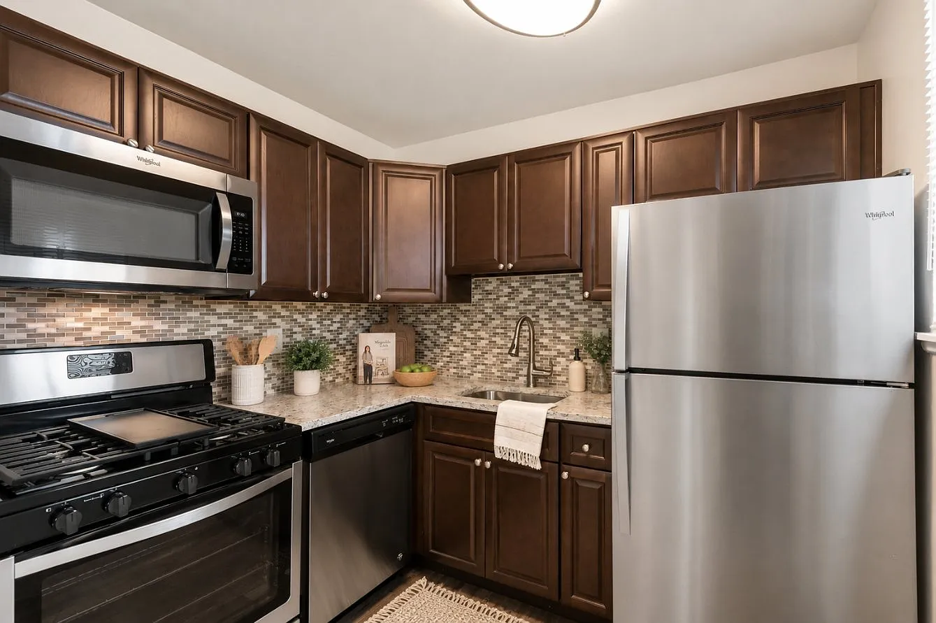 Charlesmont Apartment Homes — Photo 1
