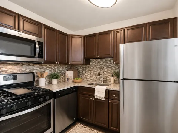 Charlesmont Apartment Homes