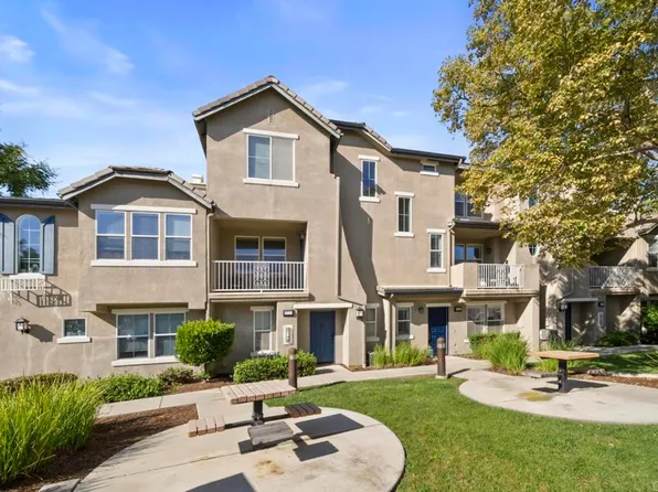 2724 Hazelnut Ct, Chula Vista, CA 91915