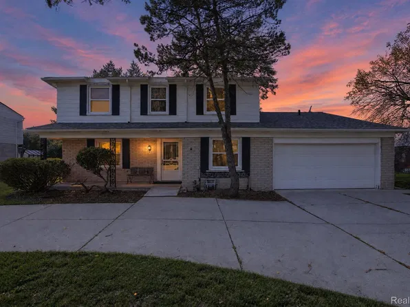22124 Chatsford Circuit, Southfield, MI 48034