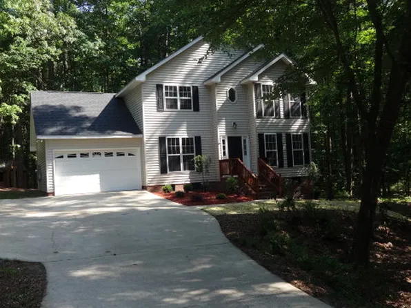 620 Tidewater Dr, Sanford, NC 27330