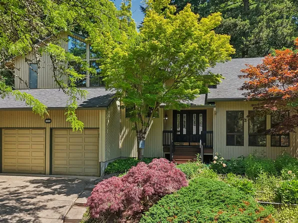 10206 SE 100th Dr, Happy Valley, OR 97086
