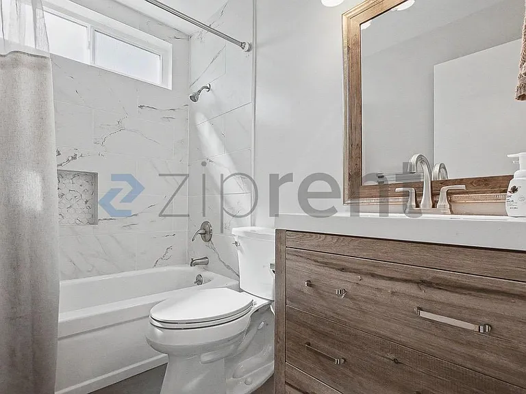 2307 N Cirby Way — Photo 28