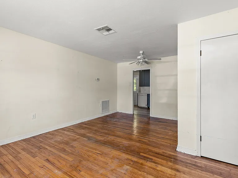 3404 Leland Ave — Photo 9