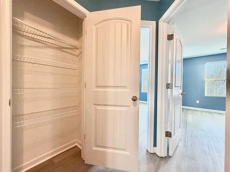 502 Timpson Ave — Photo 17