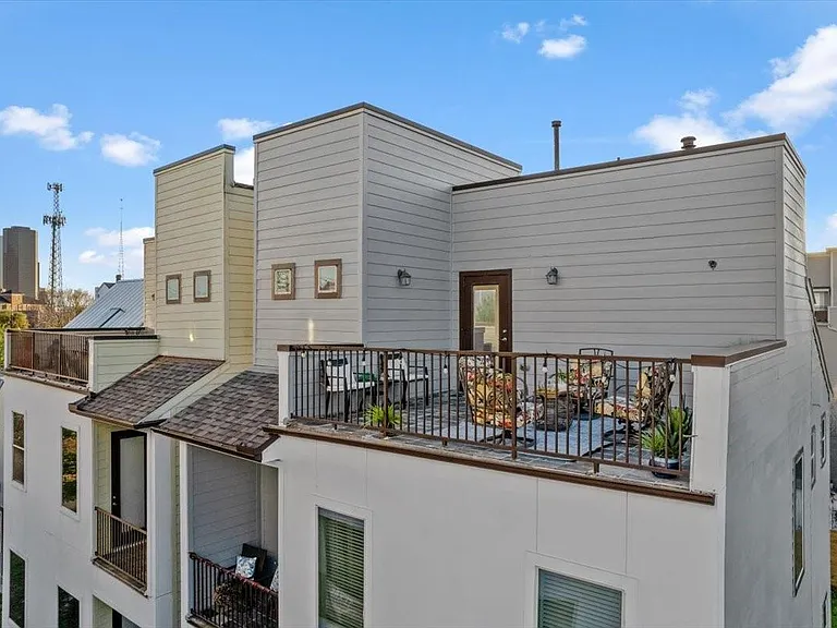 1005 Bingham St #5 — Photo 4