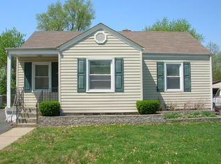 3569 Saint Genevieve Ln, Saint Ann, MO 63074
