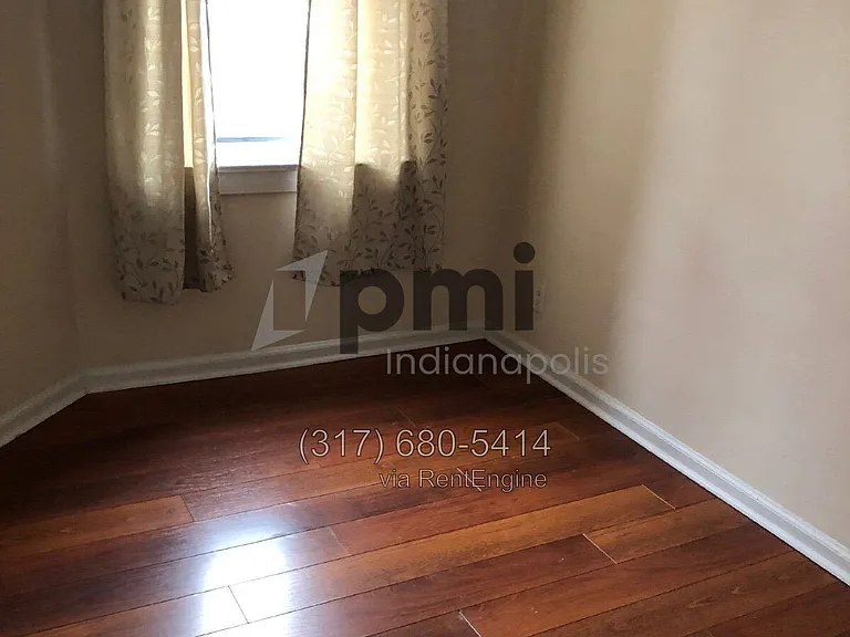 Indy Downtown Colonial Apartments — Photo 122