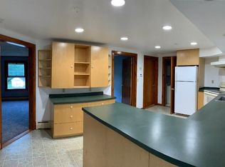 161 Maple Hollow Rd #B, New Hartford, CT 06057