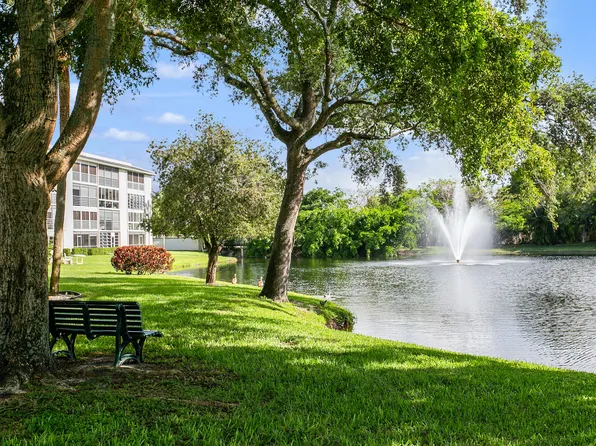 2502 Antigua Terrace #F4, Coconut Creek, FL 33066
