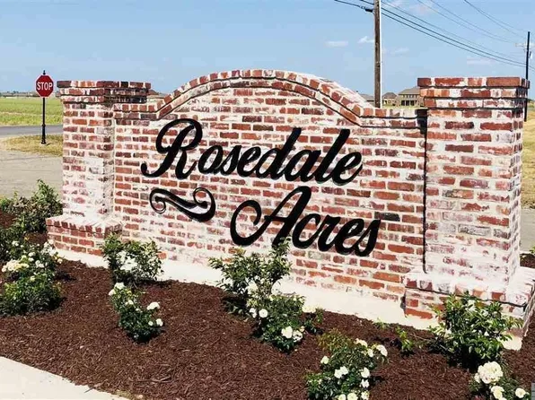 432 Harvest Ln, Port Allen, LA 70767