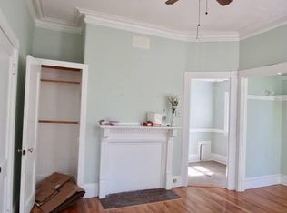 18 Grand View Ave APT 1, Quincy, MA 02170