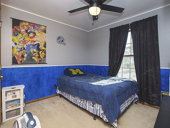 3rd image of 53664 Stanford Dr