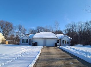 1524 Flagstone Dr, Fort Wayne, IN 46815