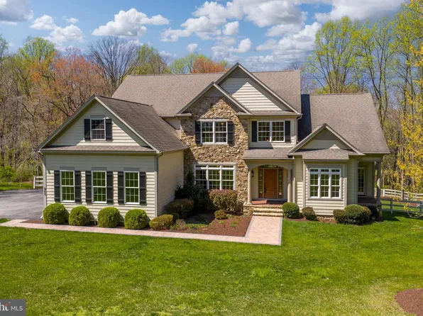 960 Hoods Mill Rd, Cooksville, MD 21723