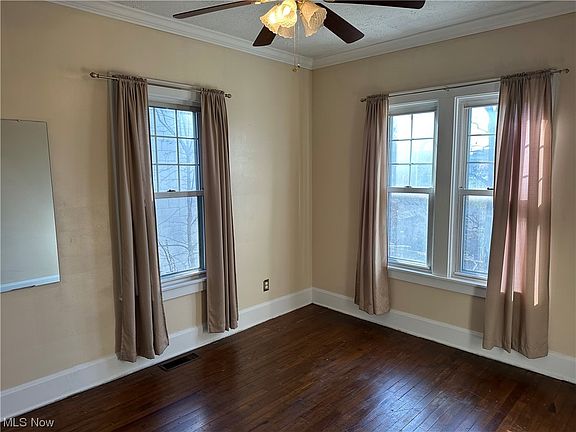 4th image of 908 26th St