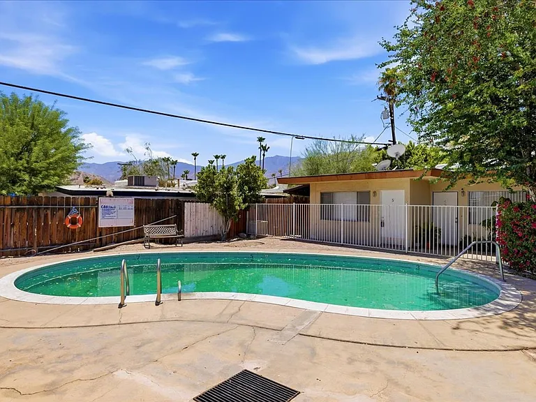 511 S. Desert View Drive — Photo 23