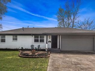 2940 Mark Twain Dr, Farmers Branch, TX 75234