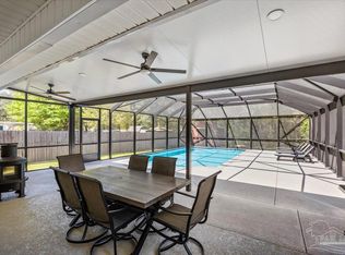 6150 Cherokee Dr, Milton, FL 32570