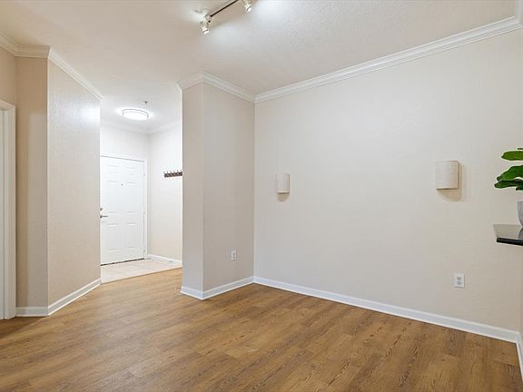 2nd image of 8539 Gate Pkwy W Unit 1723