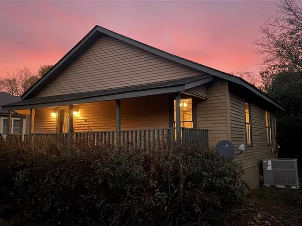 244 N Oak St, Dadeville, AL 36853