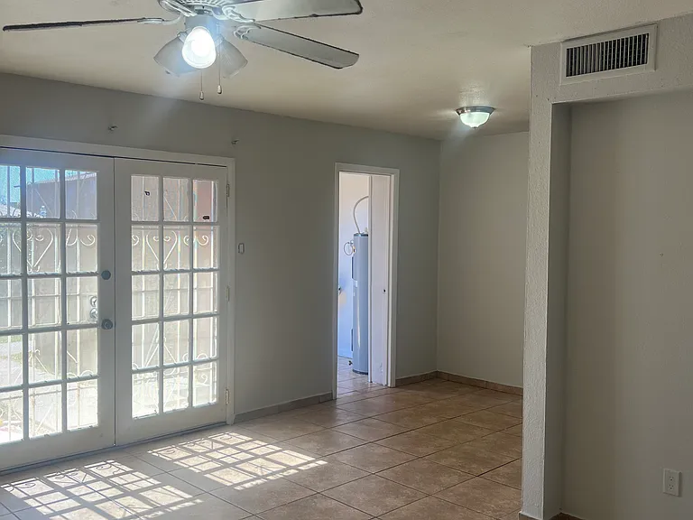 4023 W Reade Ave — Photo 17