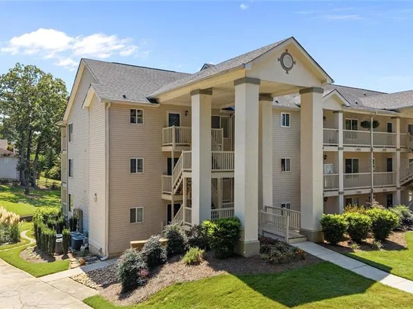 706 Berry Ct, Villa Rica, GA 30180