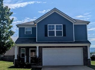 881 Old Towne Loop Dr, Seymour, TN 37865