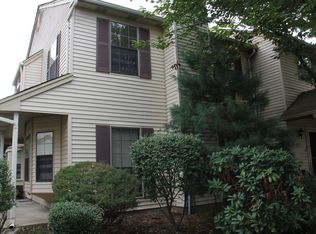 101 Maplecrest Rd, Edison, NJ 08820