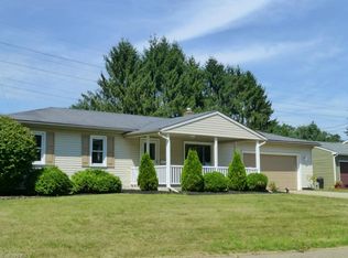 3788 Sunnybrooke Dr, Youngstown, OH