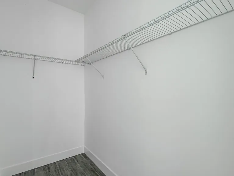 626 Latona Ave — Photo 21