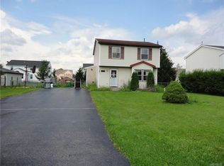 6288 Old Beattie Rd, Lockport, NY 14094