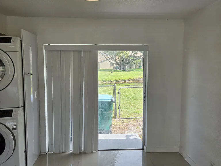 2020 NW 59th Ter #2020 — Photo 6