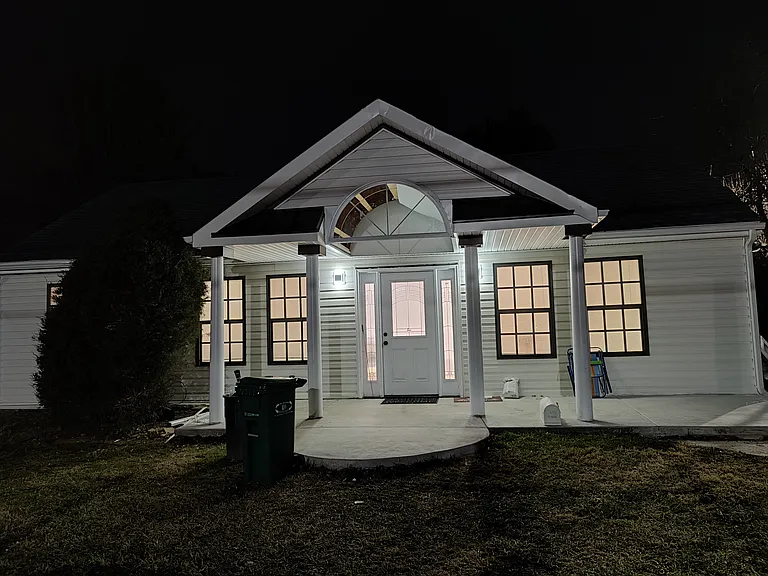 100 Irving St — Photo 2