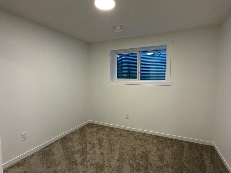 1271 Keswick Dr SW — Photo 8