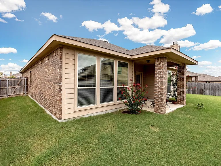509 Vidalia Ct — Photo 29