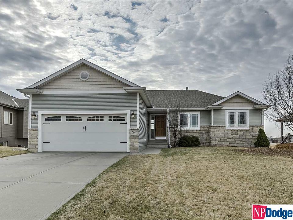 1st image of 17007 Palisades Dr