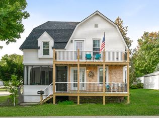 41 Fern Ave, Old Orchard Beach, ME 04064
