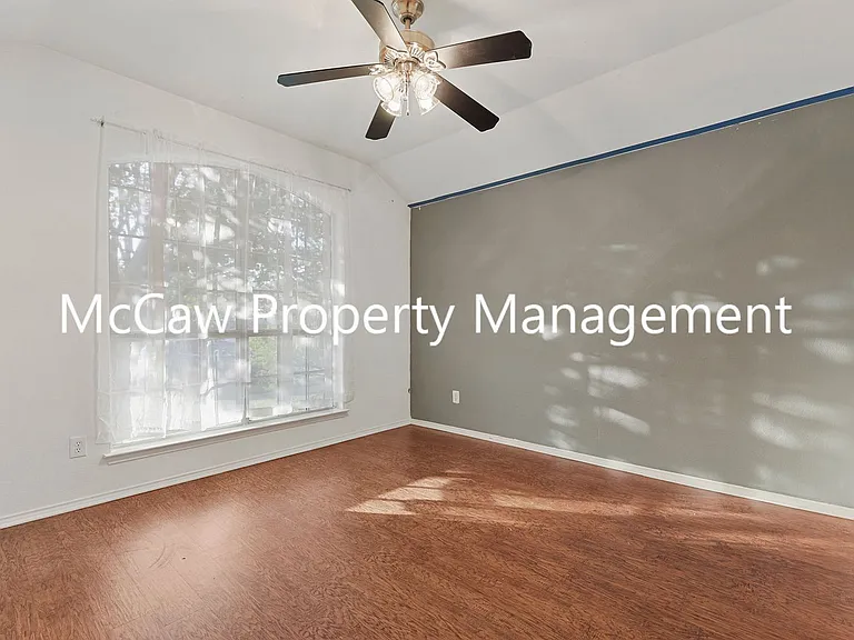 5416 Timber Ridge Dr — Photo 15