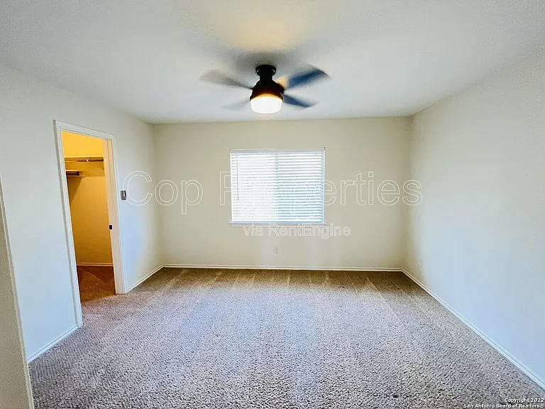 22622 Madison Park — Photo 13