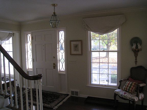 Sunny entry hall