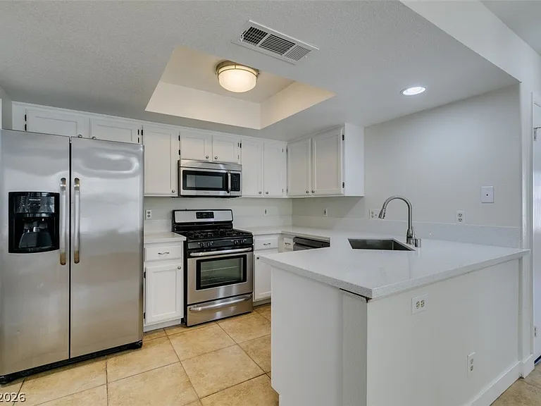 8316 Monico Valley Ct — Photo 30