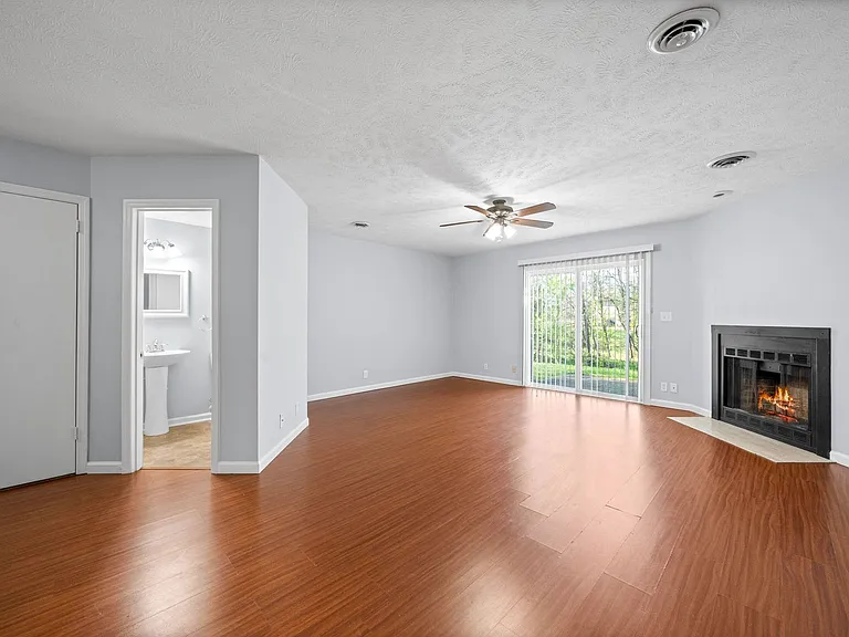 113 Azalea Ct — Photo 5