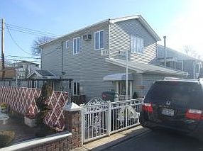 1st image of 28 Eaton Ct