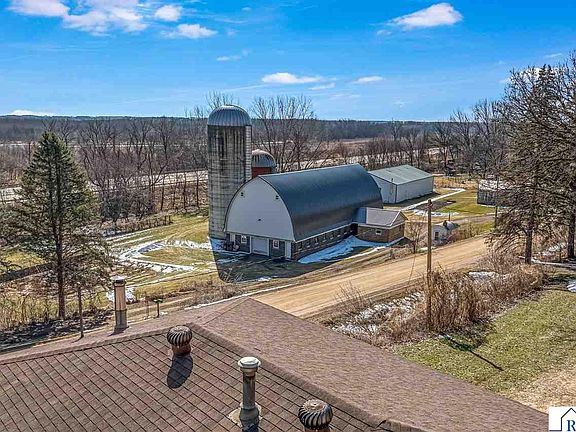 5th image of 48050 Old River Bluff Rd