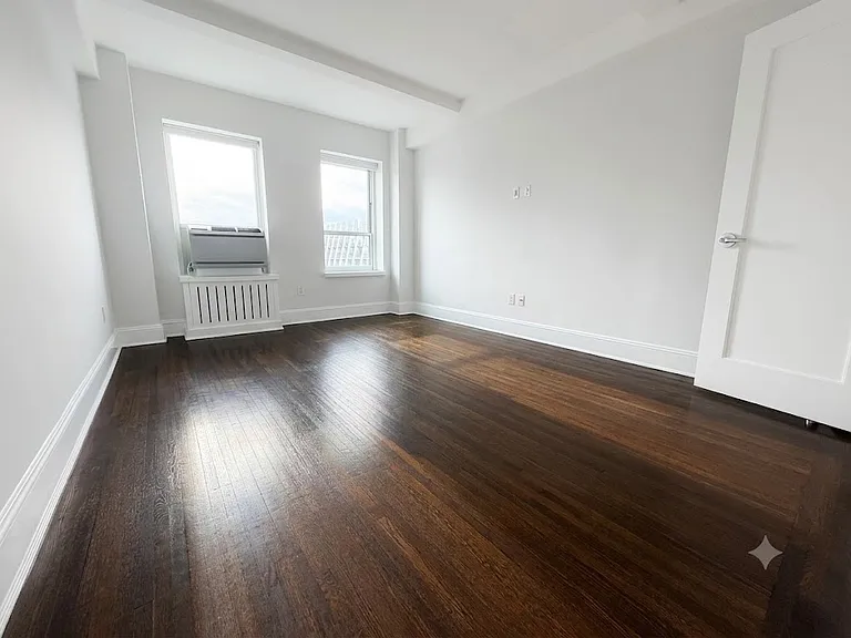 1080 Amsterdam Ave #1505 — Photo 14