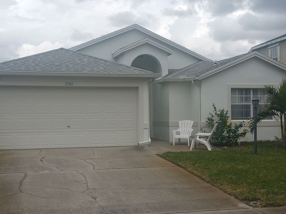 1st image of 2501 Saint Johns Ln
