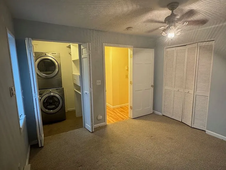 3000 Broadway St #16 — Photo 8
